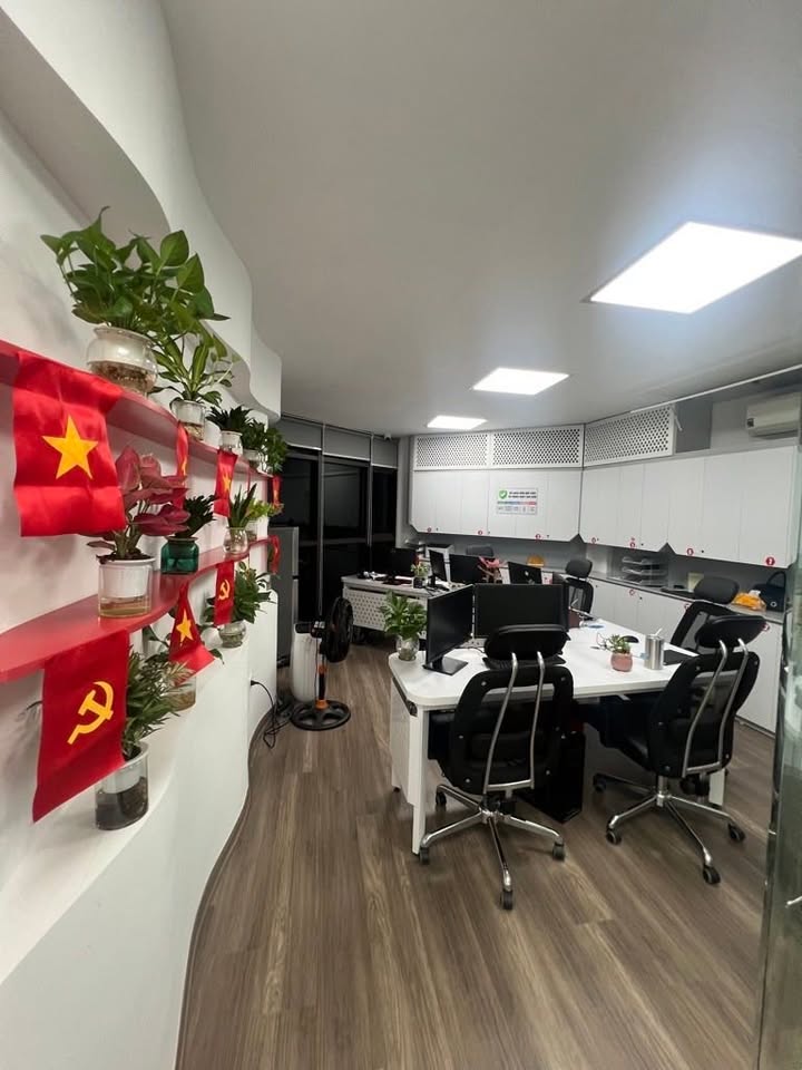 Siêu mặt phố Miếu Đầm 50m² giá thỏa thuận - Thiết kế hiện đại, nội thất cao cấp!