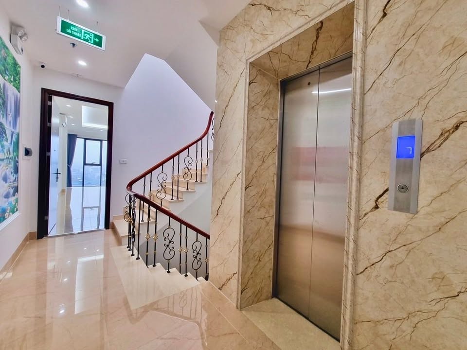 Nhà mặt phố Mễ Trì, Nam Từ Liêm 50.3m² - Kinh doanh sầm uất, giá thỏa thuận!