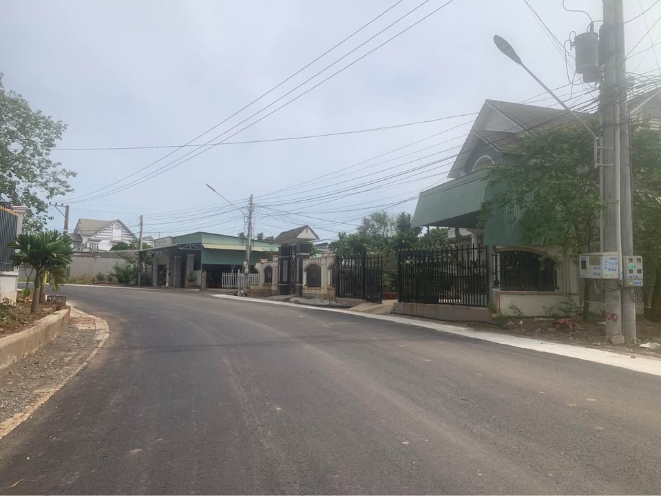 Đất Tiến Hưng Đồng Xoài 6570m² giá thỏa thuận - Mặt tiền đường nhựa rộng 32m!