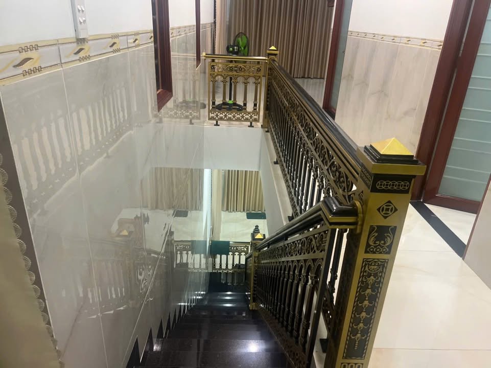 Nhà 1 Trệt 1 Lầu Ấp 4 Sông Trầu Trảng Bom 280m² giá 3.2 tỷ - Đầy đủ tiện nghi, gần trung tâm!