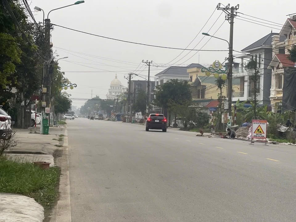 Đất Ninh Tiến 71.3m² giá tốt - Vị trí đắc địa gần tiện ích!