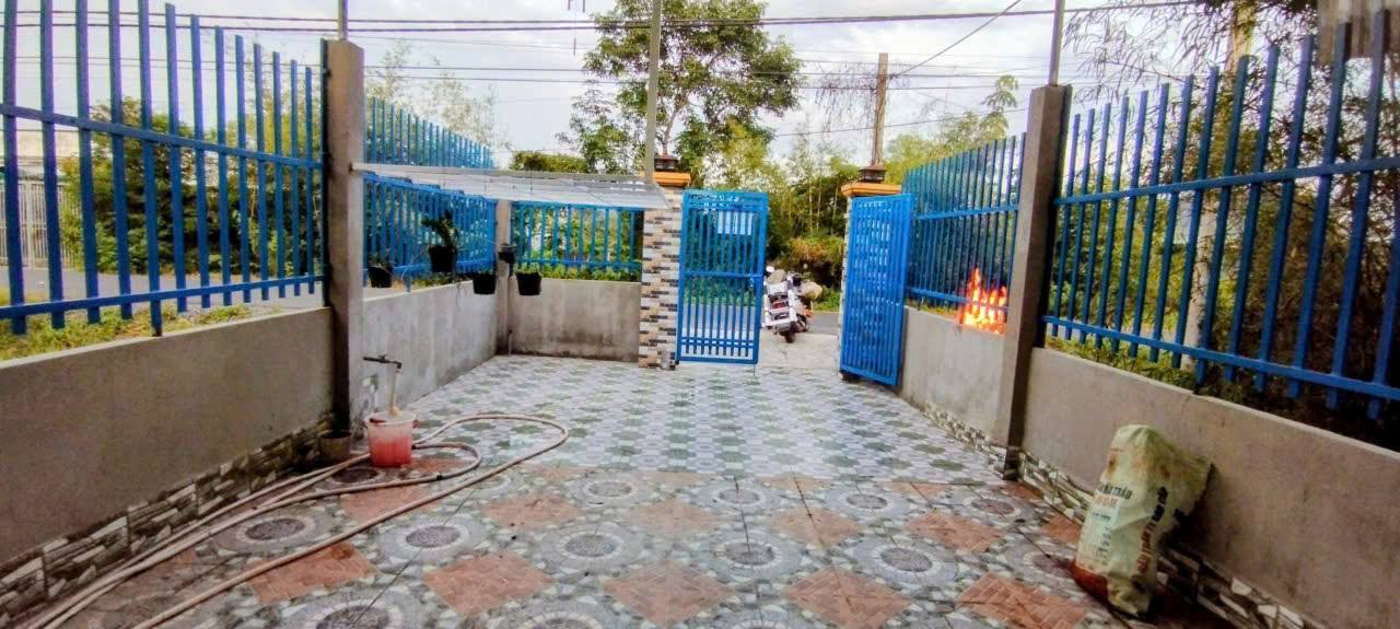 Nhà bán tại xã Nhuận Đức, huyện Củ Chi 150m² giá 2.55 tỷ - Sổ hồng chính chủ!