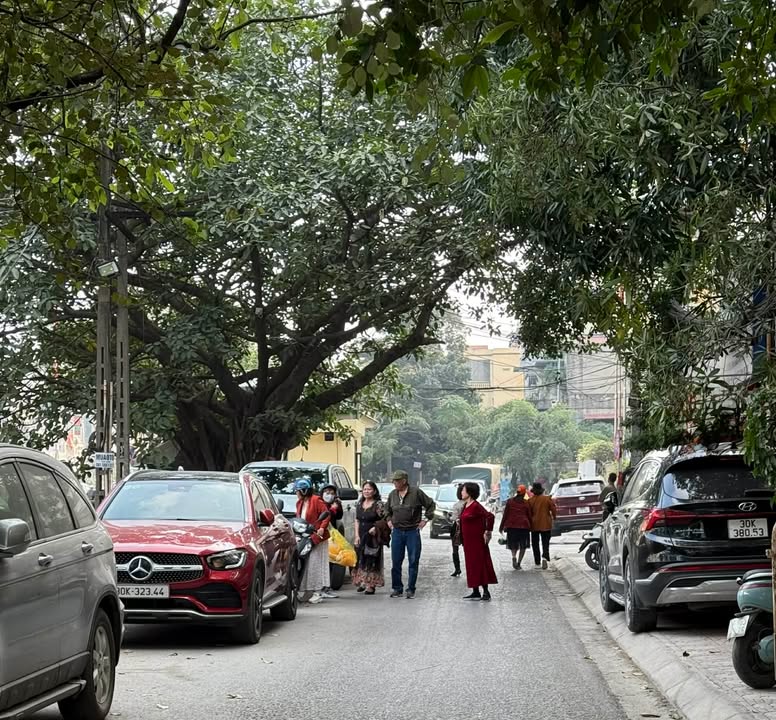 FrontHouse Phương Mai 30m² giá 7 tỷ - Kinh doanh thuận lợi, ô tô đỗ cửa!