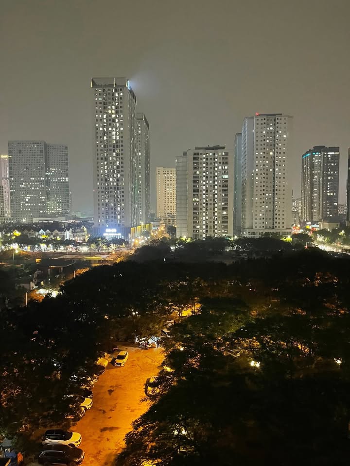 Căn hộ chung cư Nam Trung Yên, Cầu Giấy 55m² giá 4 tỷ - Căn góc thoáng mát!