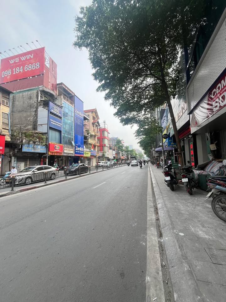 FrontHouse Đống Đa 33m² giá 16 tỷ - Vị trí đắc địa, kinh doanh thuận lợi!