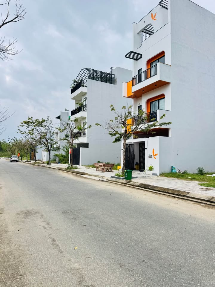 Đất nền Khu đô thị điện âm Hòa Quý Đà Nẵng 100m² - Vị trí lý tưởng đối diện công viên!