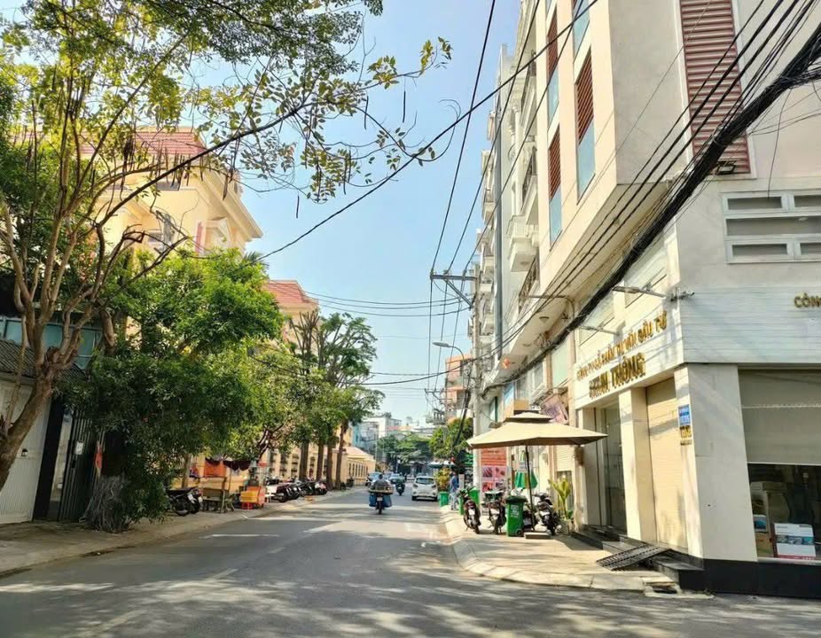 Nhà phố Gò Vấp 103.6m² giá 17 tỷ - Mặt tiền kinh doanh sầm uất!