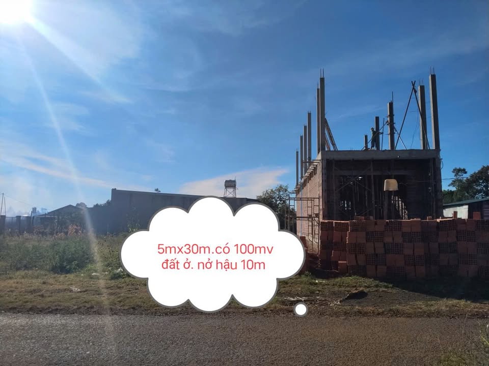 Đất nền mặt tiền Nguyễn Nhạc, Thống Nhất, Gia Lai 150m² - Phong thủy tốt, giá chỉ 700 triệu!