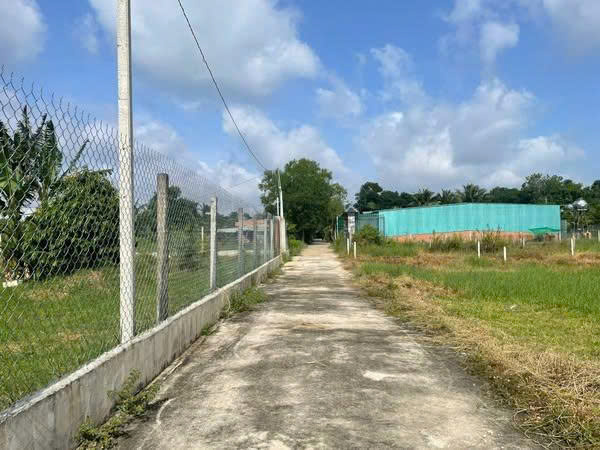 Đất thổ cư Gò Dầu 145m² giá 690 triệu - Đường xe hơi, dân cư đông đúc!