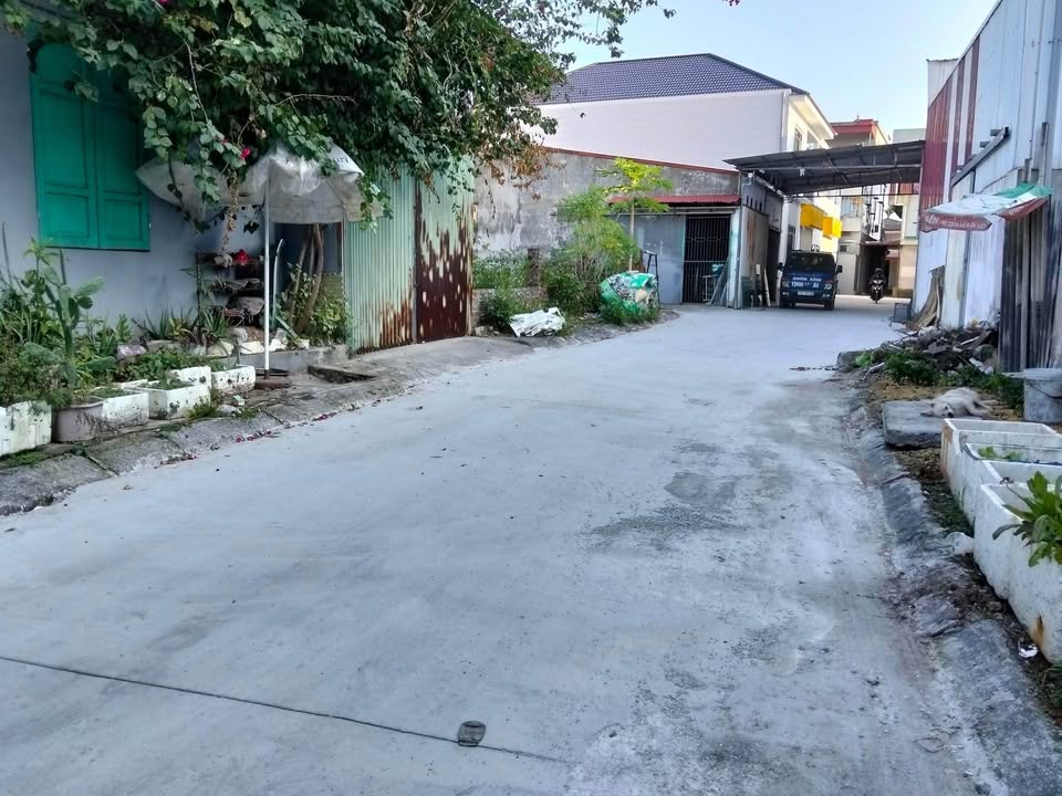 Đất nền Thụy Văn 125m² giá 1 tỷ - Sổ đỏ trao tay, vị trí thuận lợi!