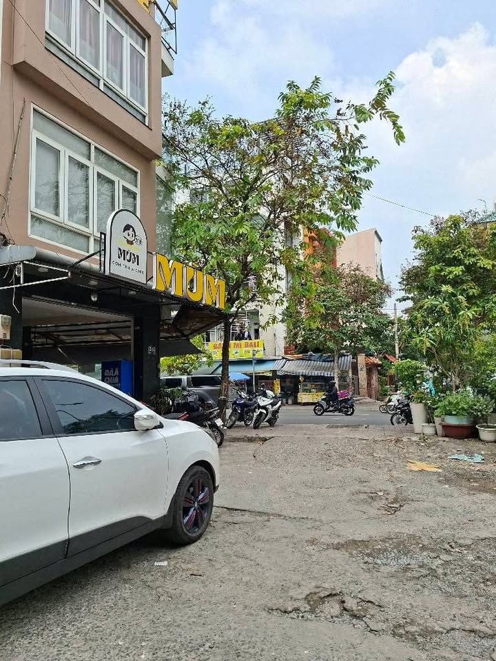 Nhà mặt tiền kinh doanh Hồng Hà, Bình Thạnh 116.6m² giá 20 tỷ - Cơ hội đầu tư tuyệt vời!