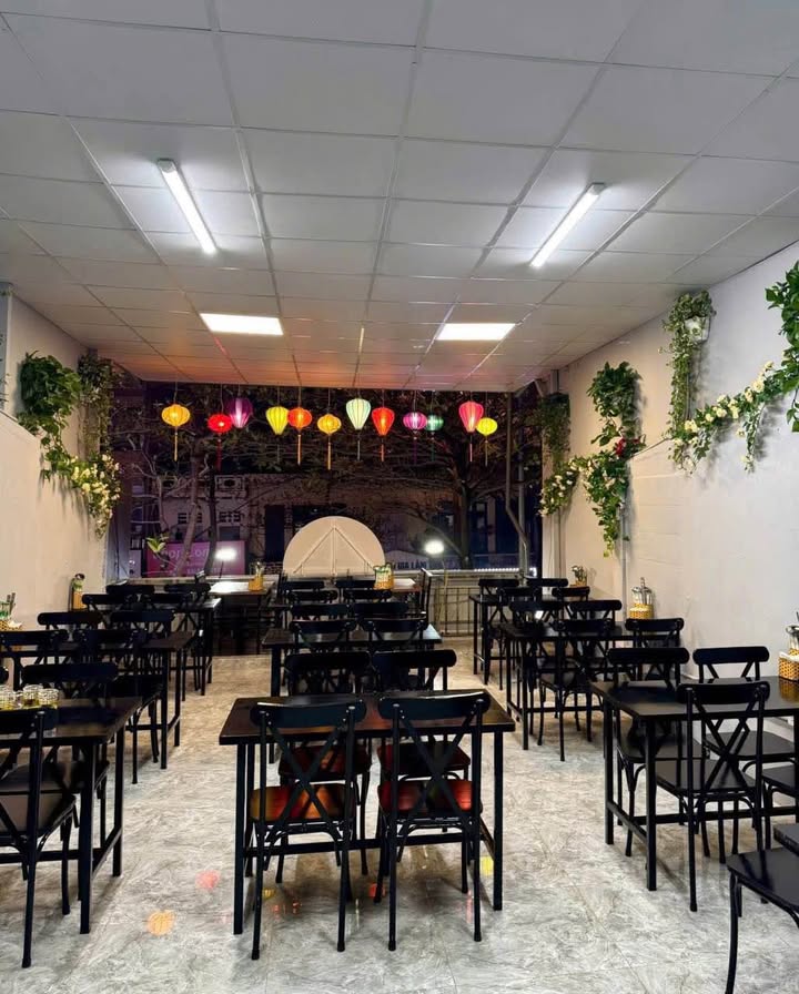 Cửa hàng kinh doanh tại phố Ngọc Lâm, Long Biên 90m² giá 30 triệu - Tiềm năng sinh lời cao!