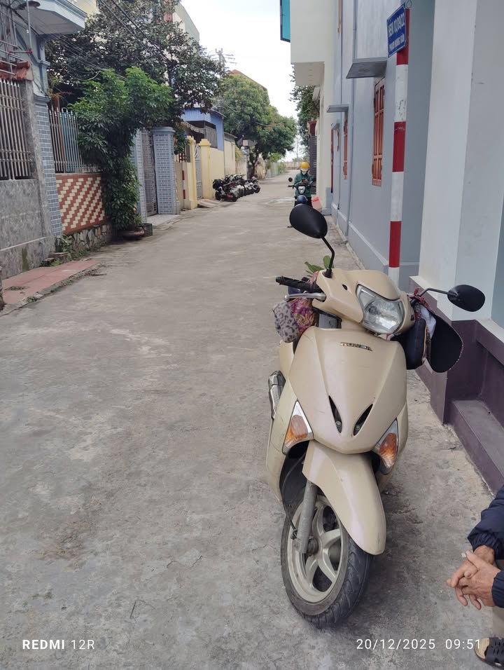 Nhà 2 tầng đẹp tại Đông Hưng, Thái Bình, 120m² - Sổ hồng chính chủ, giá thỏa thuận!