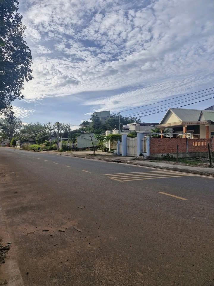 Đất nền Chơn Thành 580m² giá 1.6 tỷ - Đường Huỳnh Văn Bánh, gần KCN