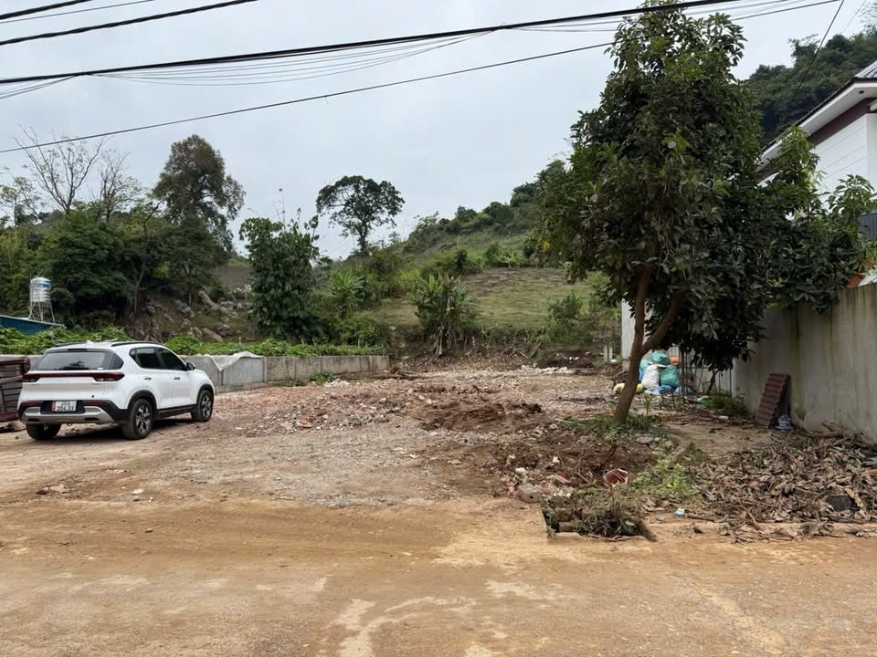 Đất thổ cư Mộc Châu 100m² giá 2.2 tỷ - Vị trí đẹp, tiềm năng kinh doanh
