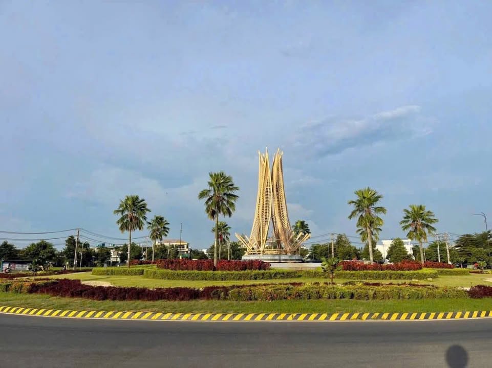 Lô đất góc 2 mặt tiền KDC Nam Long 80m² giá 2.7 tỷ - Cơ hội đầu tư hấp dẫn!