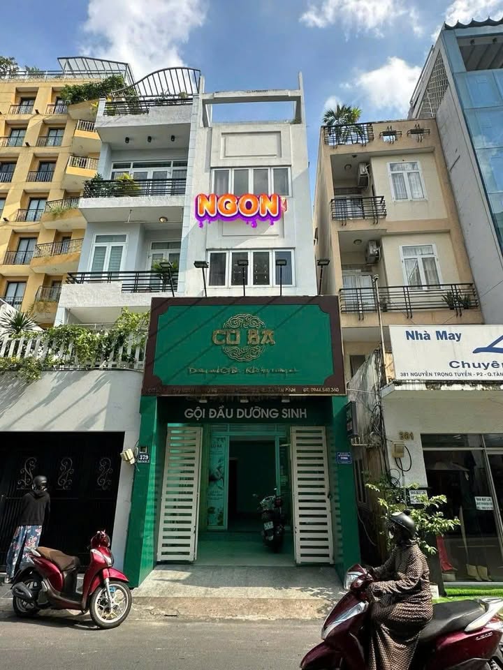 Nhà cho thuê 379 Nguyễn Trọng Tuyển, Tân Bình 60m² giá 45 triệu - Thoáng mát, đầy đủ tiện nghi!