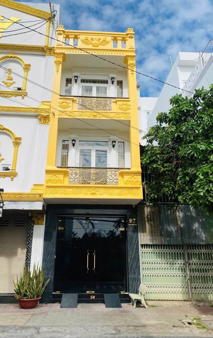 Nhà mặt tiền Phan Văn Khoẻ, Đạo Thạnh, 72m² giá 5 tỷ - Khu dân cư cao cấp!