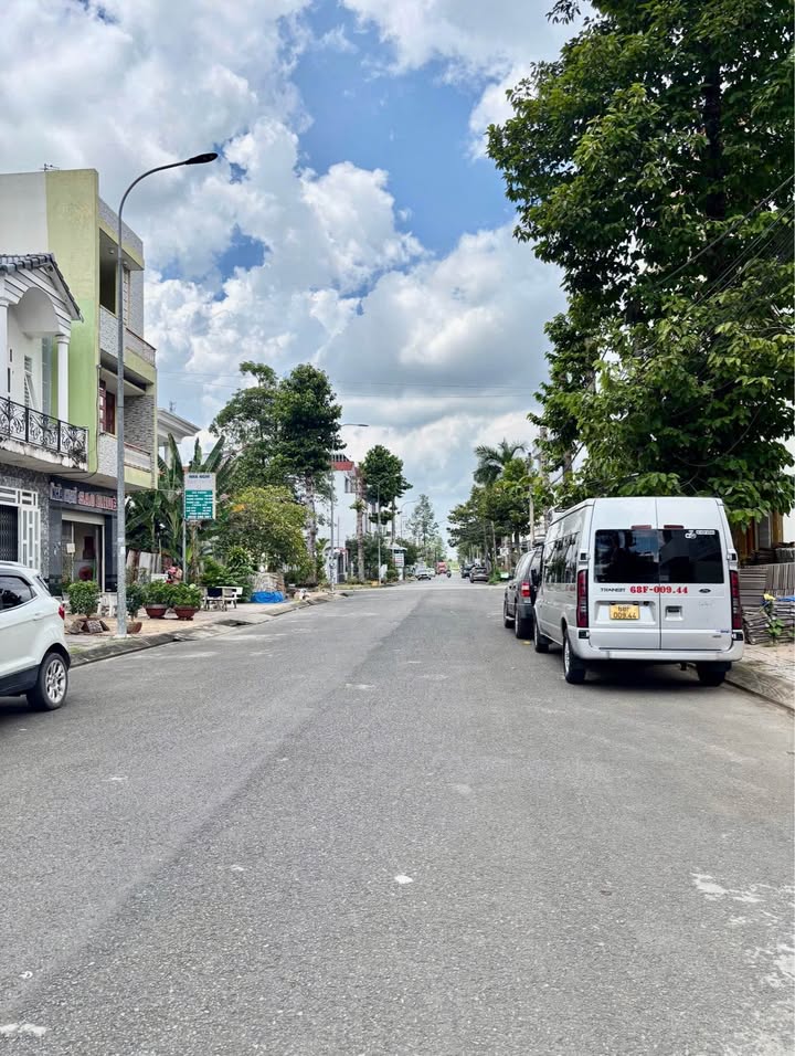 Đất nền KDC Nông Thổ Sản Cần Thơ 120m² giá 3.3 tỷ - Sổ hồng thổ cư chính chủ!