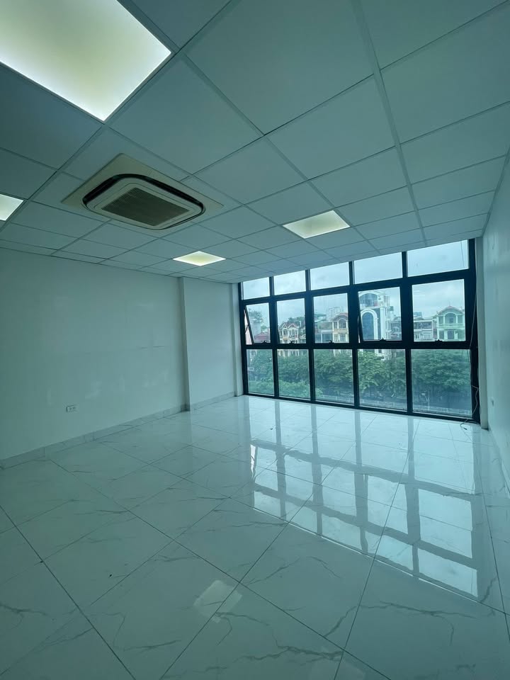 Văn phòng cho thuê tại Thượng Đình, Thanh Xuân 60m² - Full trang thiết bị, view đẹp!