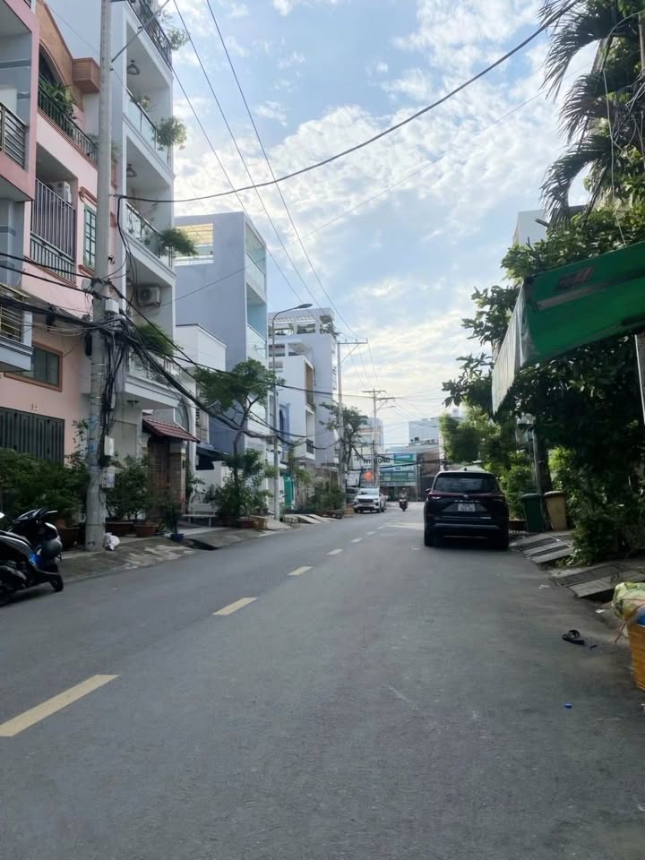 Nhà 3 lầu BTCT tại Phường Tân Hưng 59m² giá 11.5 tỷ - Sẵn sàng vào ở!