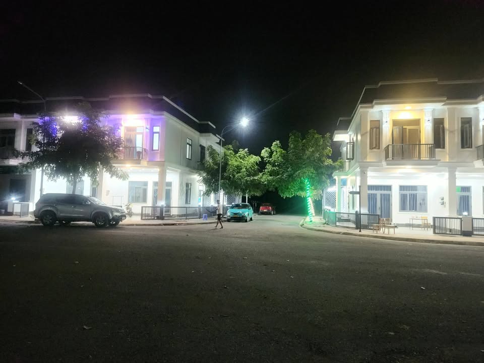 Phòng cho thuê tại Nhà phố Young Town Tây Bắc, Đức Hoà - Full nội thất, giá từ 1.3 triệu!