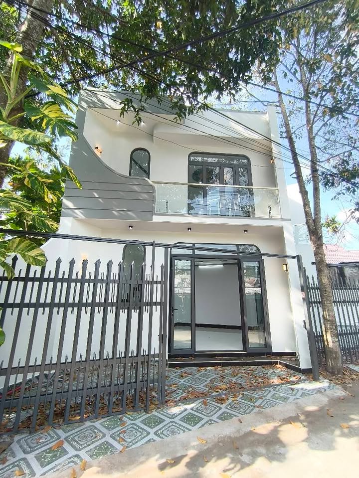 Nhà gác lửng phường Đông Thành Vĩnh Long 63m² giá 1.289 tỷ - Gần trường học và KCN