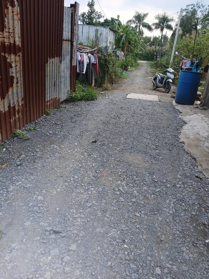 Nhà vườn 99m² tại xã Tân Vĩnh Lộc, Bình Chánh giá 900 triệu - Cơ hội đầu tư hấp dẫn!