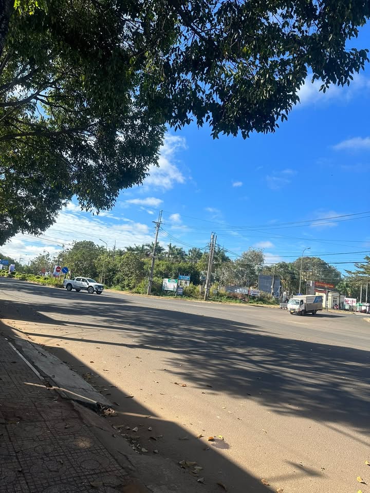 Đất nền mặt tiền QL28, phường Nghĩa Trung, 180m² giá 3.7 tỷ - Cơ hội đầu tư hấp dẫn!