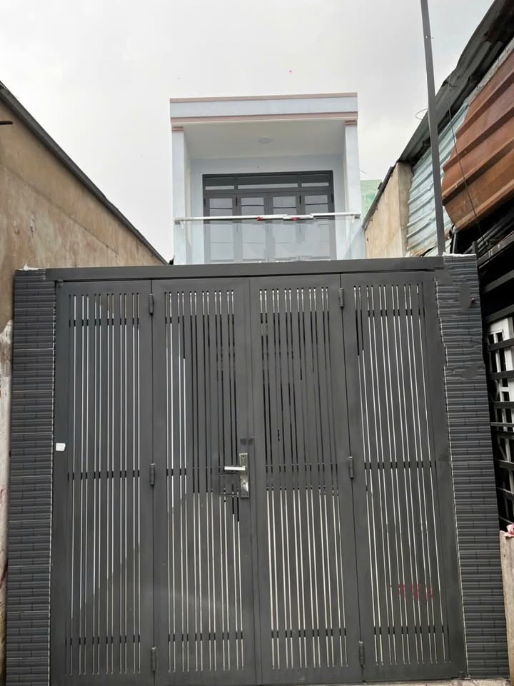 Nhà mặt tiền cho thuê đường Bình Long, quận Tân Phú - 104m² giá 18 triệu/tháng - Phù hợp làm văn phòng, shop