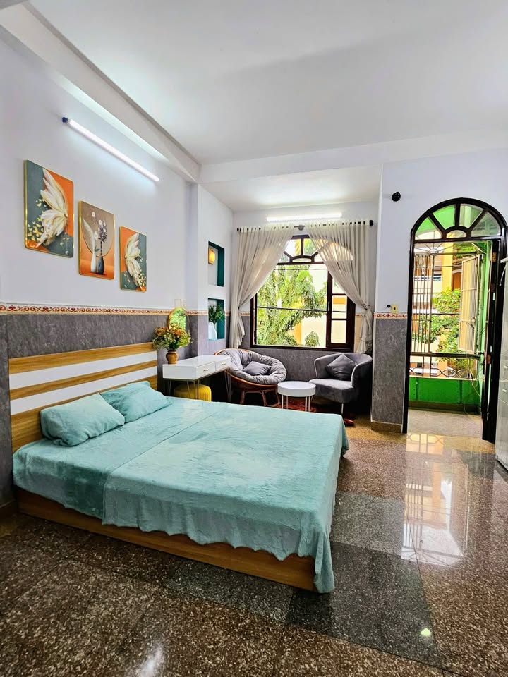 Nhà phố cho thuê tại Lê Thận, Tân Phú - Thiết kế sang trọng, đầy đủ nội thất