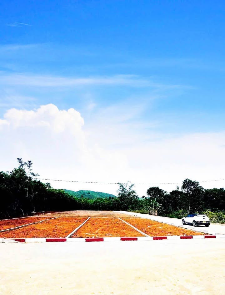 Đất nền Đoàn Kết, Yên Thủy, Hòa Bình 125m² giá 1.5 tỷ - Sổ hồng trao tay ngay!