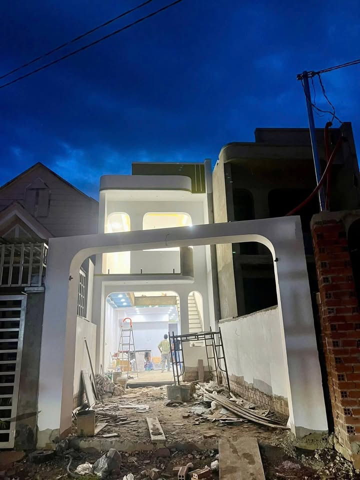 Nhà phố Tương Bình Hiệp Thủ Dầu Một 96.6m² giá 2.85 tỷ - Hoàn thiện đón Tết!