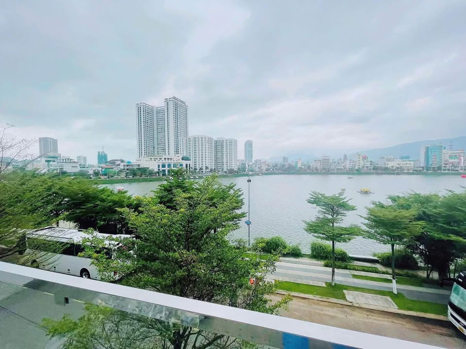 Nhà đẹp 4 tầng đường Bình Hà, Quy Nhơn 90m² giá 14 tỷ - Không thể bỏ lỡ!