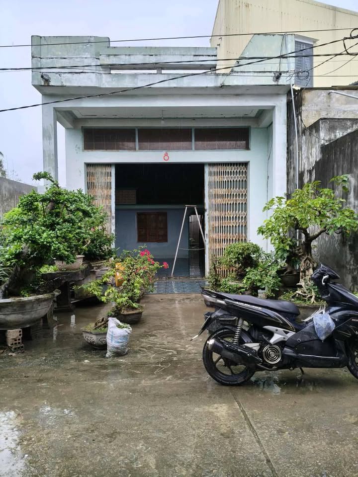 Nhà bán đường Nguyễn Huệ, xã Phước Lộc, Tuy Phước 105m² - Giá chỉ 800 triệu!