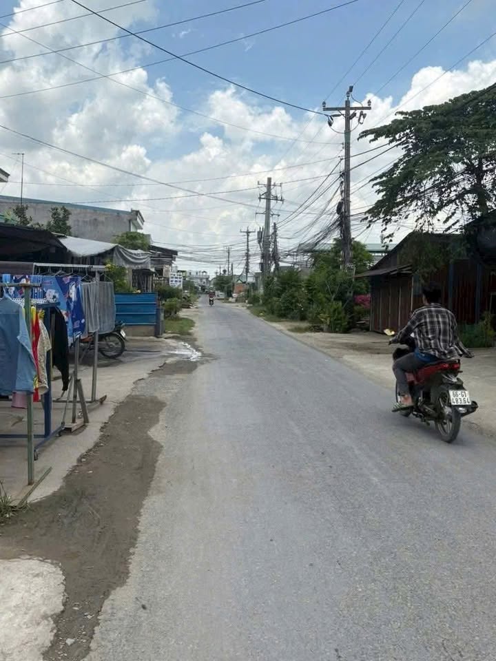 Đất nền mặt đường Nhựa Tam Bình, Đức Hòa Hạ, 580m² giá 7.5 tỷ - Cơ hội đầu tư hấp dẫn!