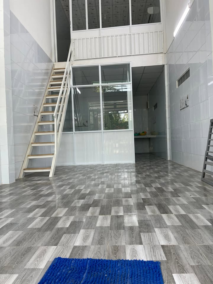 Phòng trọ mặt tiền hẻm Đồng Văn Cống 60m² giá 4 triệu - Kinh doanh tiềm năng!