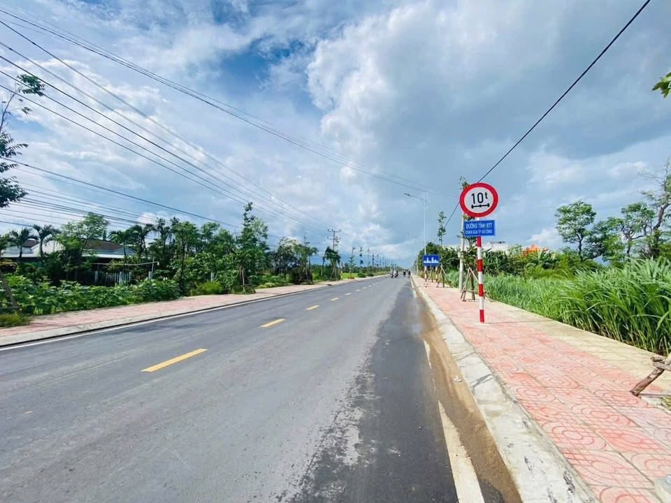 Đất thổ cư 200m² mặt tiền đường tỉnh lộ 877 - Gò Công Tây chỉ 3.5 tỷ!