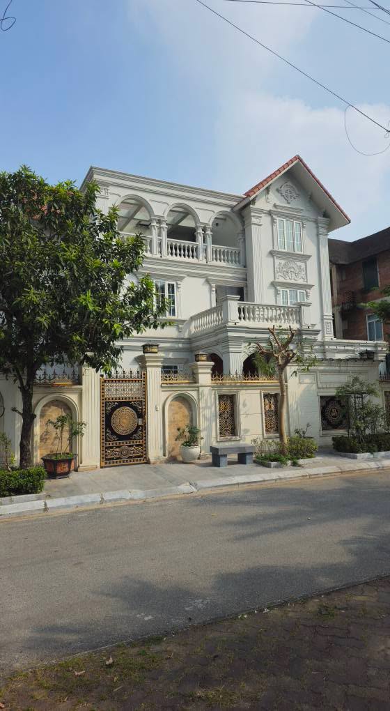 Biệt thự song lập Nguyễn Xiển 125m² giá 26 tỷ - Đầu tư sinh lời ngay!