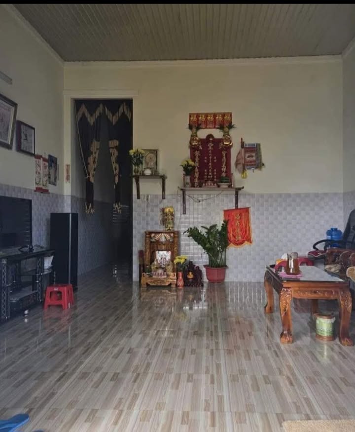 Nhà đẹp 110m² tại Phú Hội, Đức Trọng chỉ 1.15 tỷ - Sổ hồng đầy đủ, chính chủ!