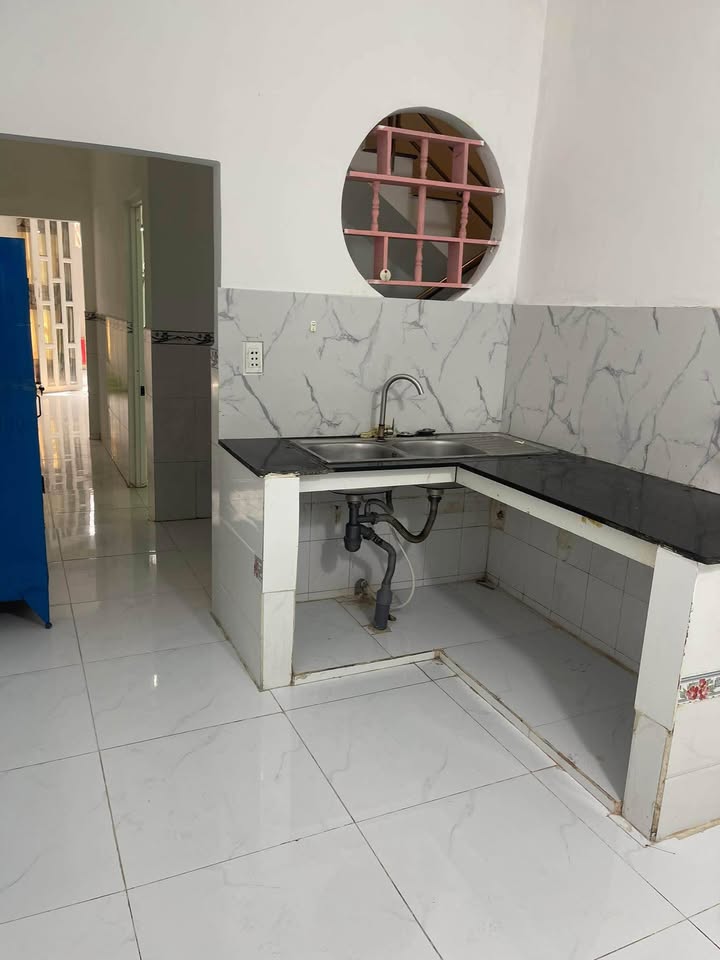 Nhà cho thuê tại Bà Điểm, Hóc Môn 58m² giá 5.2 triệu - Nhận nhà ngay!