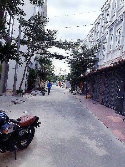 Nhà bán đường Nguyễn Duy Trinh, Thủ Đức 52m² giá 6.4 tỷ - Vị trí đắc địa, pháp lý rõ ràng!