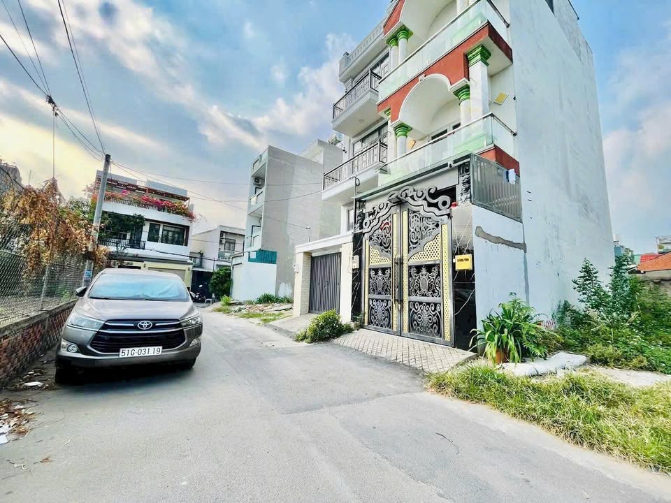 Đất nền Linh Đông Thủ Đức 52m² giá 5.2 tỷ - Hẻm xe tải rộng rãi!