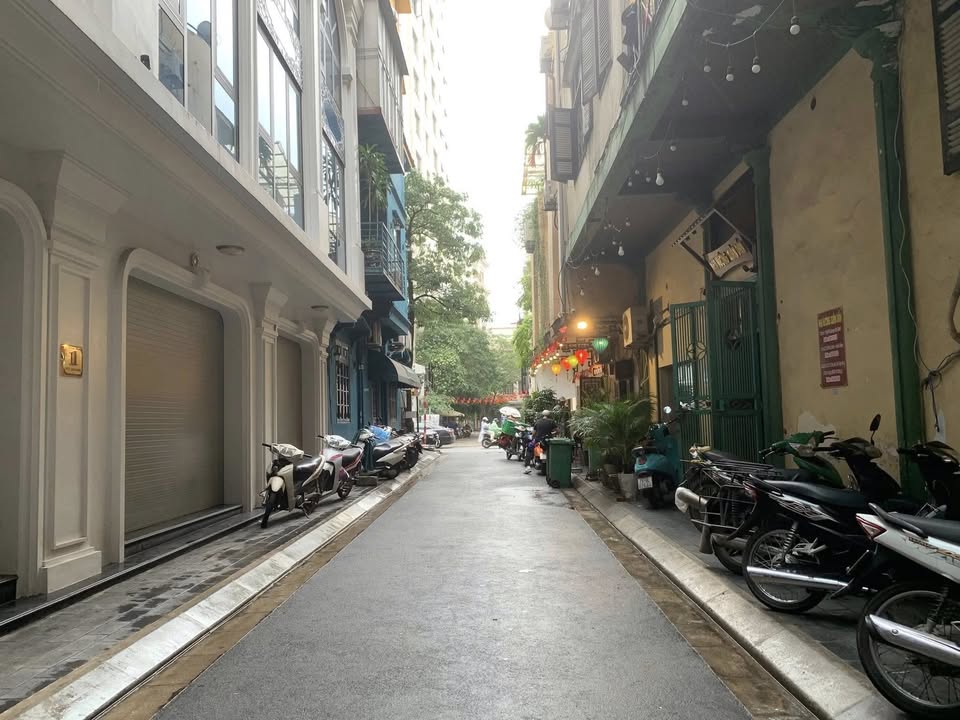 Nhà phố Giang Văn Minh, Ba Đình 51m² giá 25.6 tỷ - Kinh doanh đỉnh cao!