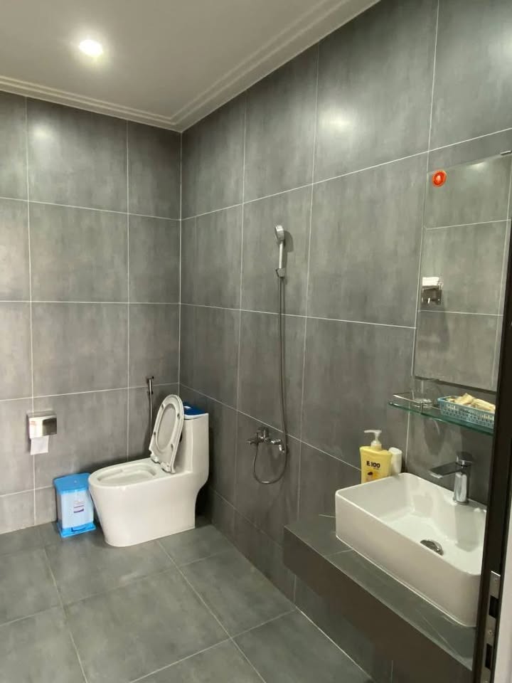 Nhà sân vườn đẹp tại Bảo Lộc 448m² giá 3.9 tỷ - Không gian sống lý tưởng!