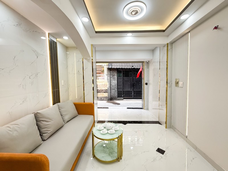 Nhà Phú Nhuận 45m² giá 6.8 tỷ - Kinh doanh hẻm thông Lê Văn Sỹ!