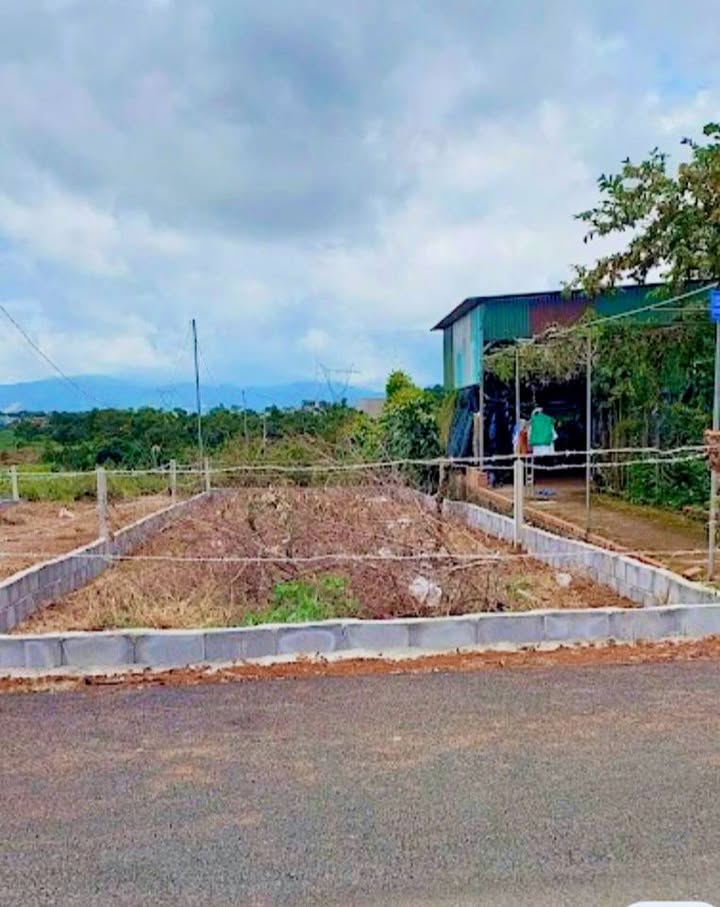 Đất 2 mặt tiền đường Nguyễn Trãi, Bảo Lộc, Lâm Đồng, 180m² - Giá chỉ 2.4 tỷ!