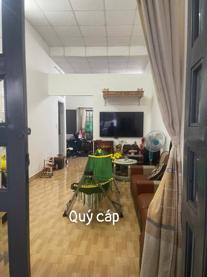 Nhà riêng Trần Quý Cáp, Bảo Lộc 108m² giá 2.4 tỷ - Kinh doanh thuận lợi!