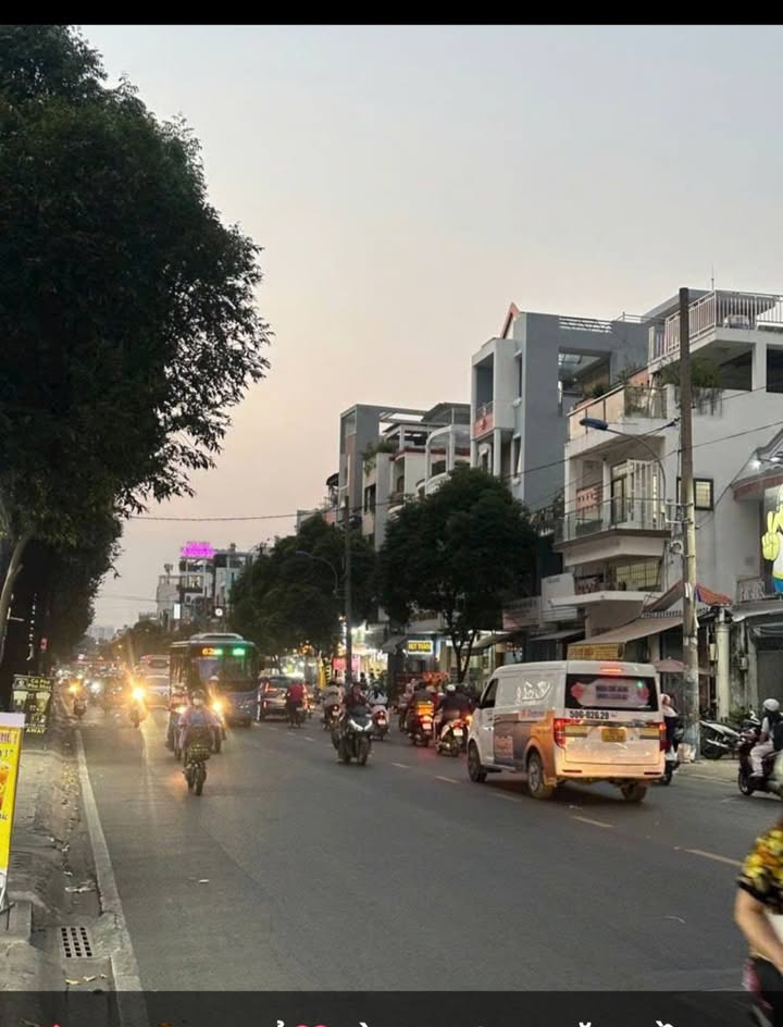 Nhà mặt tiền kinh doanh quận 11, 20m² giá 5 tỷ - Cơ hội đầu tư hấp dẫn!