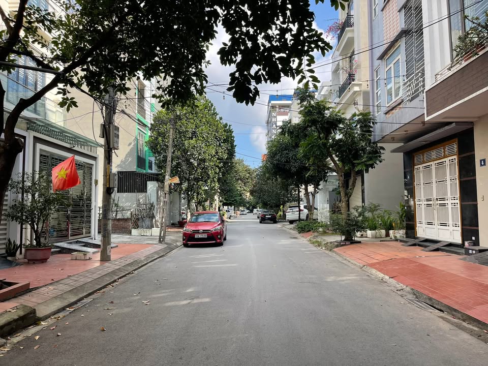 Đất Lê Hồng Phong Hải Phòng 93m² giá 7.62 tỷ - Vị trí thuận tiện di chuyển!